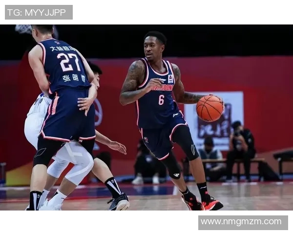 马尚布鲁克斯的篮球之路与传奇人生探秘